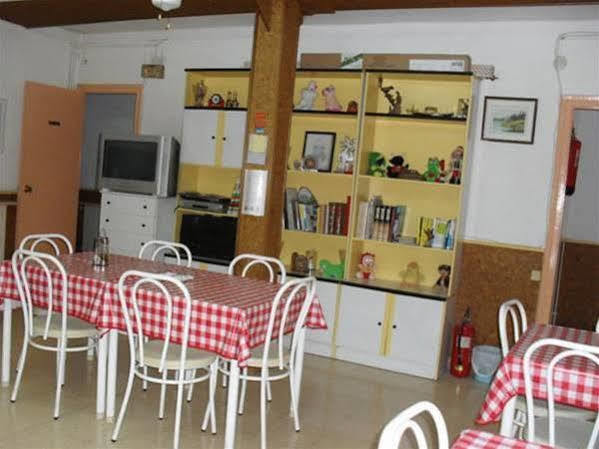 Hotel Pension Mode Lleida Exterior photo